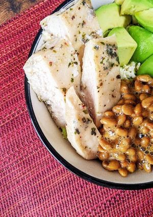 簡単！アボカドと納豆のヘルシー飯-レシピのメイン写真