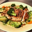 鶏ムネ肉のステーキ