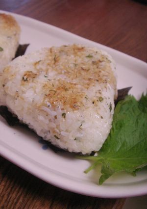 しらすと大葉の焼きおにぎり☆-レシピのメイン写真