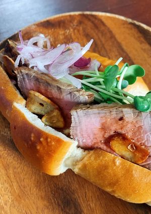 ローストビーフの塩パンサンド-レシピのメイン写真