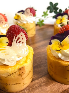 簡単!素敵!春巻きの皮で蝶々-レシピのメイン写真