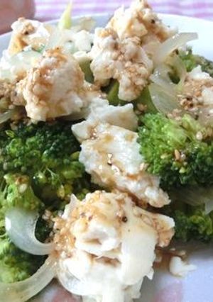 簡単しみしみ♪ブロッコリーと豆腐のサラダ-レシピのメイン写真