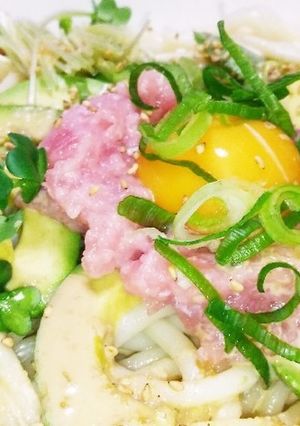 激ウマ‼️アボカドねぎとろうどん-レシピのメイン写真