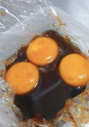 卵の黄身を醤油漬け-レシピのメイン写真