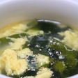 ふんわり卵とわかめのスープ