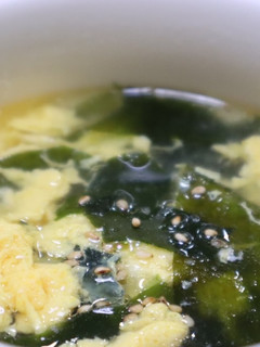 ふんわり卵とわかめのスープ-レシピのメイン写真