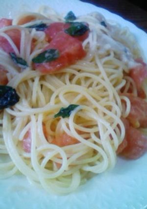 簡単♪生トマトとモツァレラチーズのパスタ-レシピのメイン写真