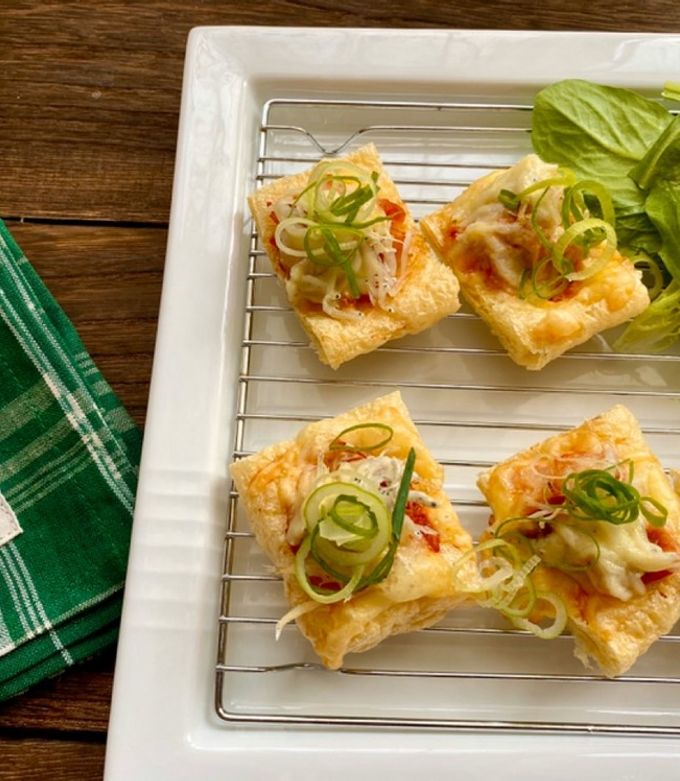 クックパッド 油揚げdeおつまみキムチーズピザ by ちはる姉さん