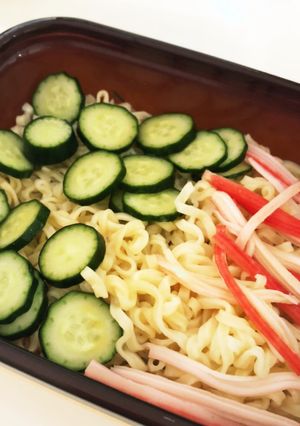 きゅうりとカニカマのバターポン酢麺-レシピのメイン写真