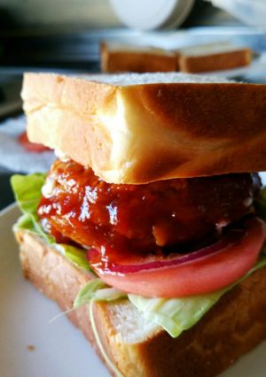 簡単！＊冷凍ハンバーグで食パンバーガー＊-レシピのメイン写真