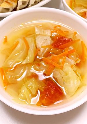 キャベツにんじん玉ねぎトマトの簡単スープ-レシピのメイン写真