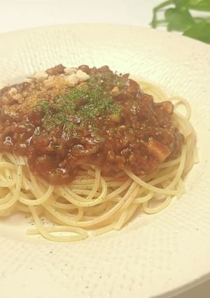 濃厚リッチなミ—トソースパスタ-レシピのメイン写真