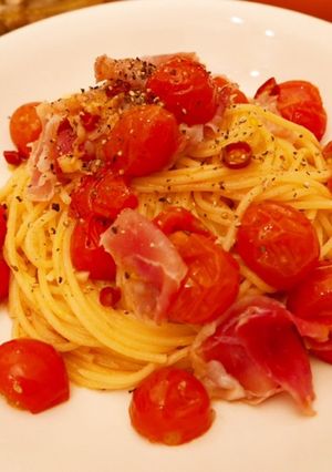 生ハムとミニトマトのペペロンチーノ-レシピのメイン写真
