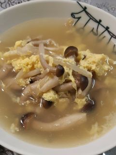 簡単!きのこと卵の中華スープ-レシピのメイン写真