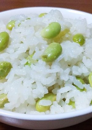 超簡単　梅昆布茶の枝豆ご飯-レシピのメイン写真