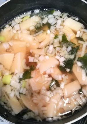 旬! たけのこワカメネギのお味噌汁-レシピのメイン写真