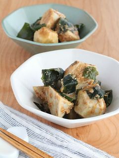 レンジで簡単!里芋とわかめのごまポン和え-レシピのメイン写真