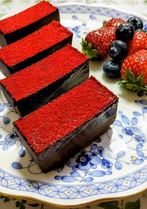 簡単デザート!苺生チョコ!バレンタイン-レシピのメイン写真