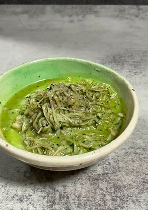 エノキで作るペストジェノベーゼパスタ-レシピのメイン写真