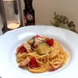 ワンパンで簡単!ズッキーニとピリ辛トマトのパスタ