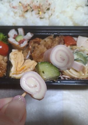 お弁当の飾りにナルトハムチーズ🌀-レシピのメイン写真