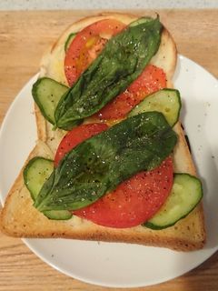 カプレーゼ風トースト-レシピのメイン写真