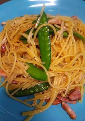 黒胡椒たっぷりで！にんにく醤油パスタ-レシピのメイン写真
