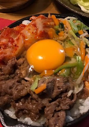 スキレットで熱々簡単ビビンバ-レシピのメイン写真