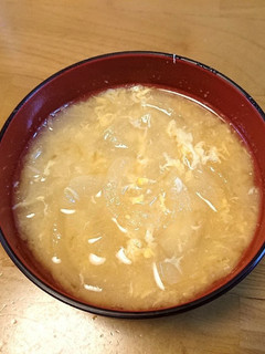 たまごと玉ねぎの簡単お味噌汁-レシピのメイン写真