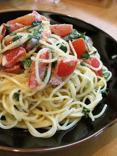 マヨぽんで♡トマトとバジルの冷製パスタ-レシピのメイン写真