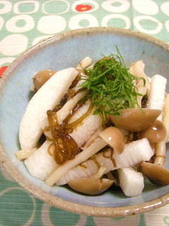 山芋としめじののもずく和え-レシピのメイン写真