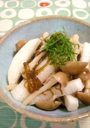 山芋としめじののもずく和え-レシピのメイン写真