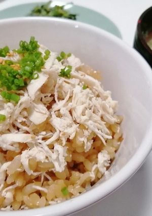 鶏出汁でシンプル炊き込みごはん♡️️️️-レシピのメイン写真