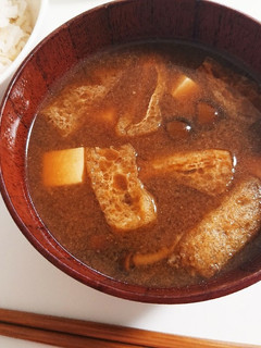なめこと豆腐と油揚げのお味噌汁-レシピのメイン写真