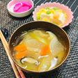 具沢山味噌汁・根菜きのこの味噌汁