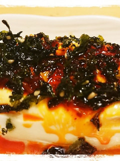 食べるラー油&韓国海苔フレーク冷奴-レシピのメイン写真
