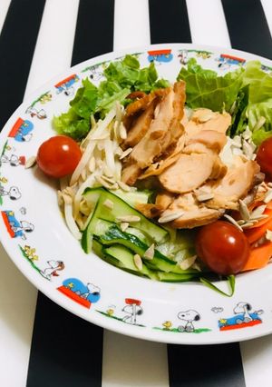 チャーシューの切落とし使用 サラダごはん-レシピのメイン写真