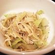 お皿一つで作るキャベツとキノコの和え物