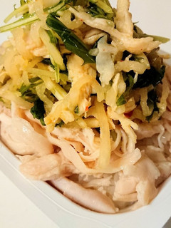 パックご飯で作る「蒸し鶏とザーサイご飯」-レシピのメイン写真