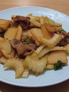 豚とセロリと大根のオイスターソース炒め-レシピのメイン写真