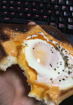マヨ無し目玉焼きトースト(ラピュタパン)-レシピのメイン写真