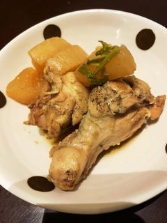 ダッチオーブンで作る大根と手羽元の煮物-レシピのメイン写真