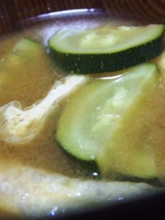 歯ごたえがいい♪ズッキーニのお味噌汁-レシピのメイン写真
