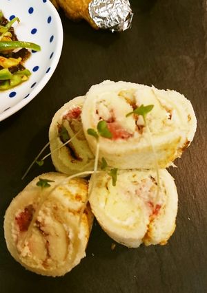 苺ロール巻きワインのおとも-レシピのメイン写真