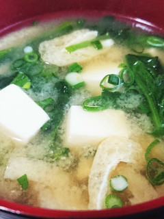 ほうれん草と豆腐の味噌汁-レシピのメイン写真