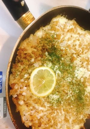 冷や飯救済☆バター醤油ガーリックライス-レシピのメイン写真