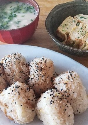 朝ごはん！たけのこご飯のおむすび-レシピのメイン写真
