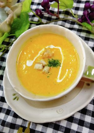 簡単に牛乳だけで作るかぼちゃスープ美味-レシピのメイン写真