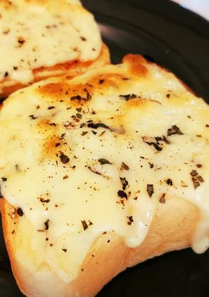 簡単☆スイートチリソースで食パンアレンジ-レシピのメイン写真