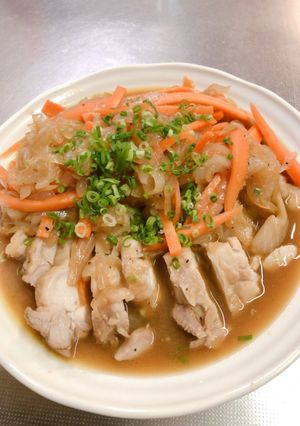 鶏もも肉とたまねぎの蒸し煮-レシピのメイン写真